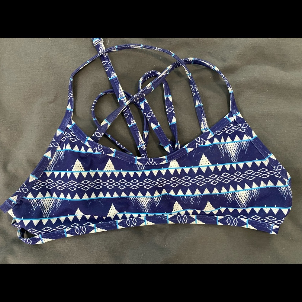 Jolyn “Harrison” Tie-back Bikini Top size M